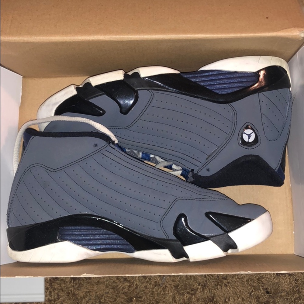 Air Jordan 14 Retro (GS) Size 5Y
